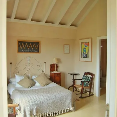 El Vihuelo Hotel 3*